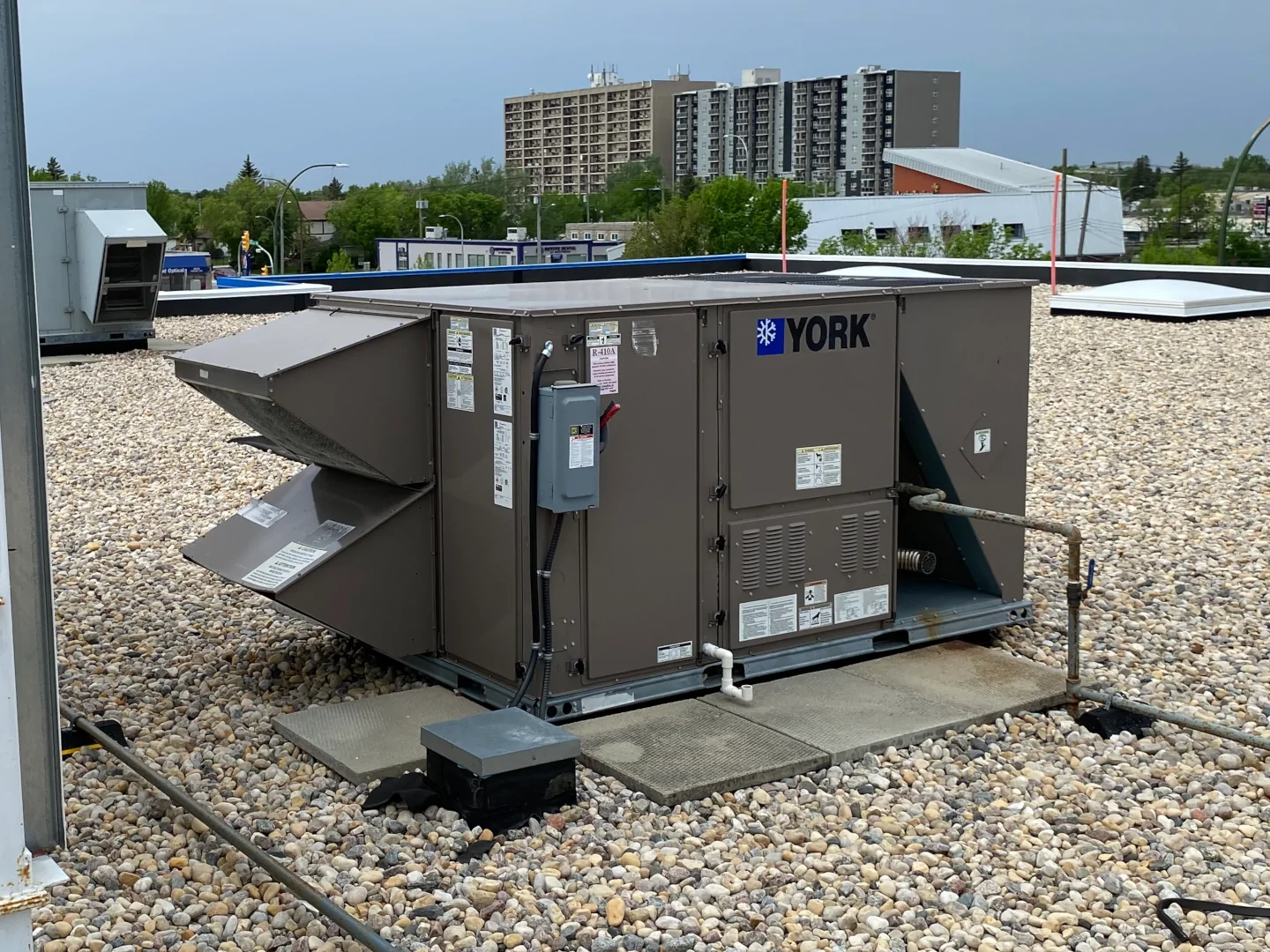 SquareD Three Pole Service Disconnect Teck Cable Wire York Rooftop Unit RTU LiORA Electric Manitoba Electrical Contractor